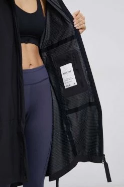 Γυναικεία Μακριά μπουφάν Αδιάβροχο μπουφάν Adidas Performance χρώμα: μαύρο -Συμφωνίεςa didas Performance Κατάστημα unnamed file 1051