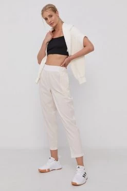 Γυναικεία Υφασμάτινα Παντελόνι Adidas Performance χρώμα: κρεμ -Συμφωνίεςa didas Performance Κατάστημα unnamed file 2434