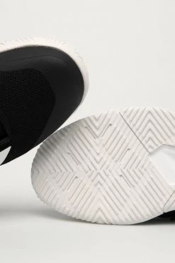 Γυναικεία Αθλητικά Adidas Performance - Υποδήματα Court Team Bounce μαύρο 10 Γυναικεία Αθλητικά Adidas Performance - Υποδήματα Court Team Bounce μαύρο -Συμφωνίεςa didas Performance Κατάστημα unnamed file 2476